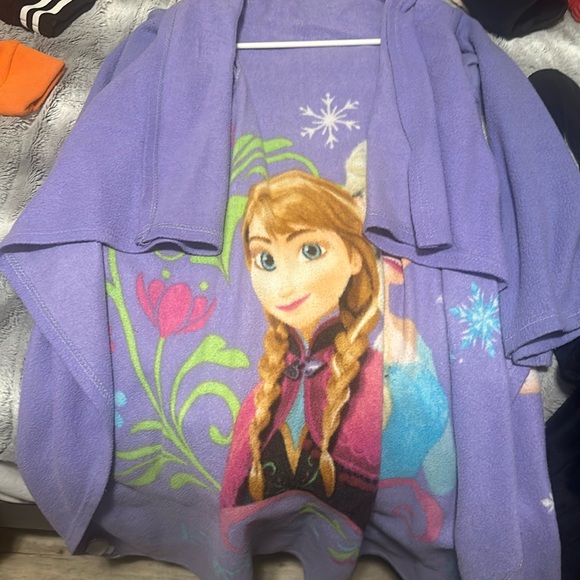 robe else and ana - Picture 1 of 1